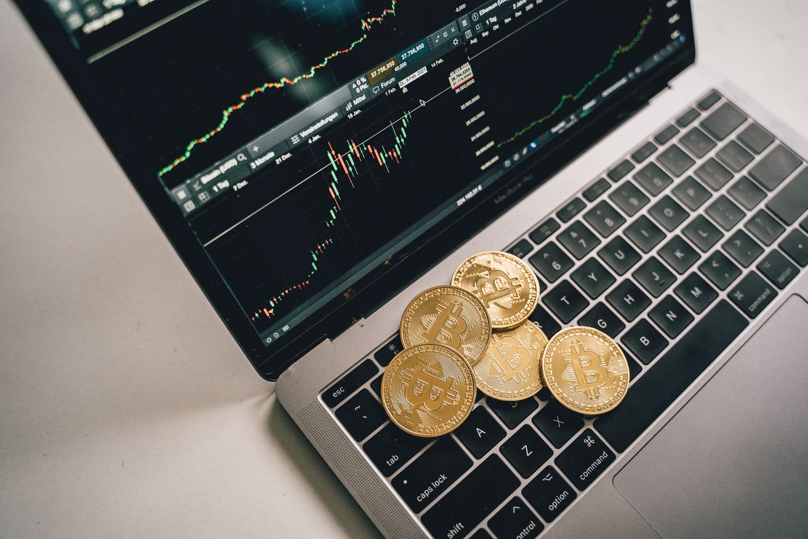 DeFi Lending Pools And Protocols
